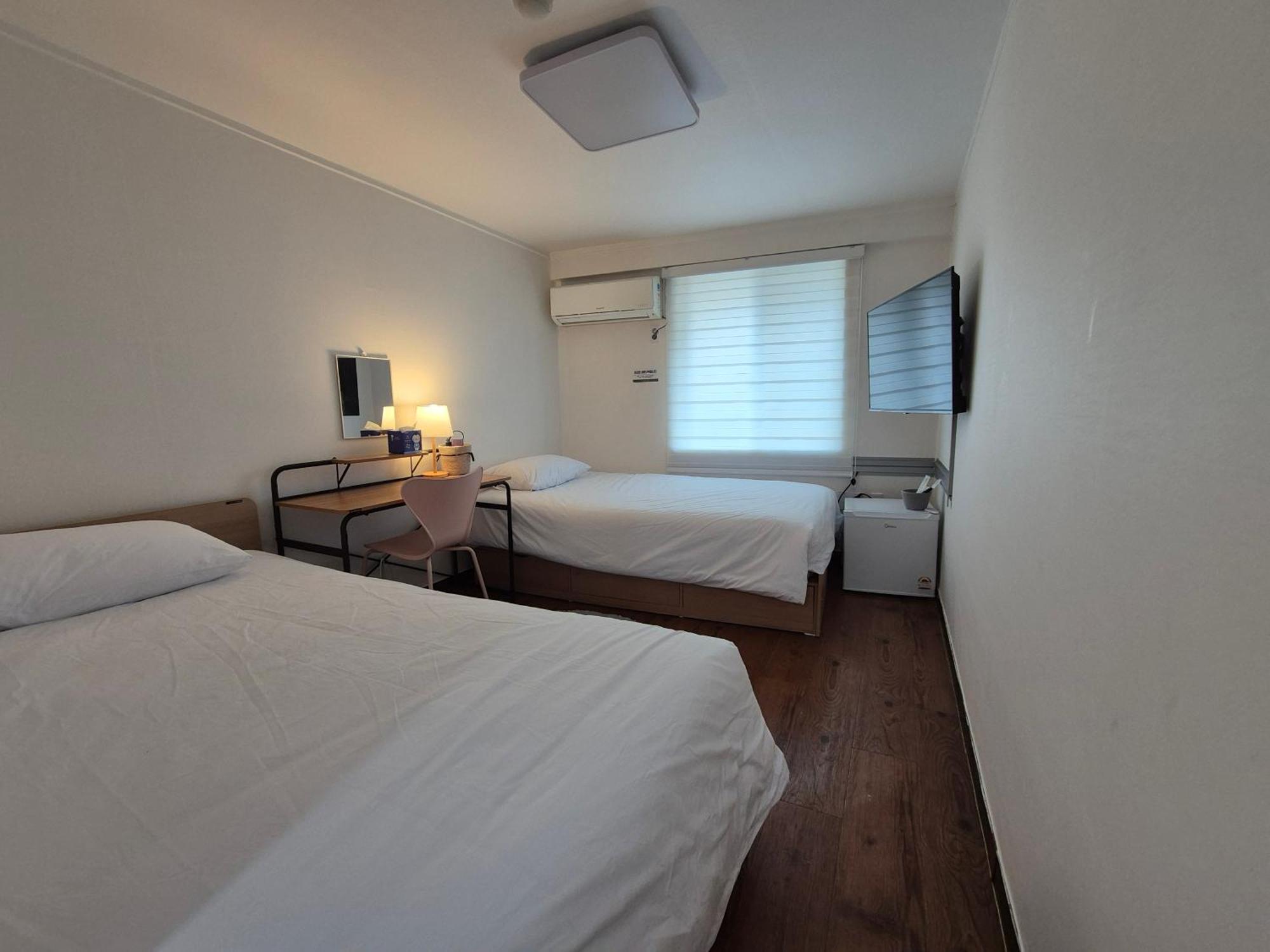 Stay Busan Seomyeon Room photo