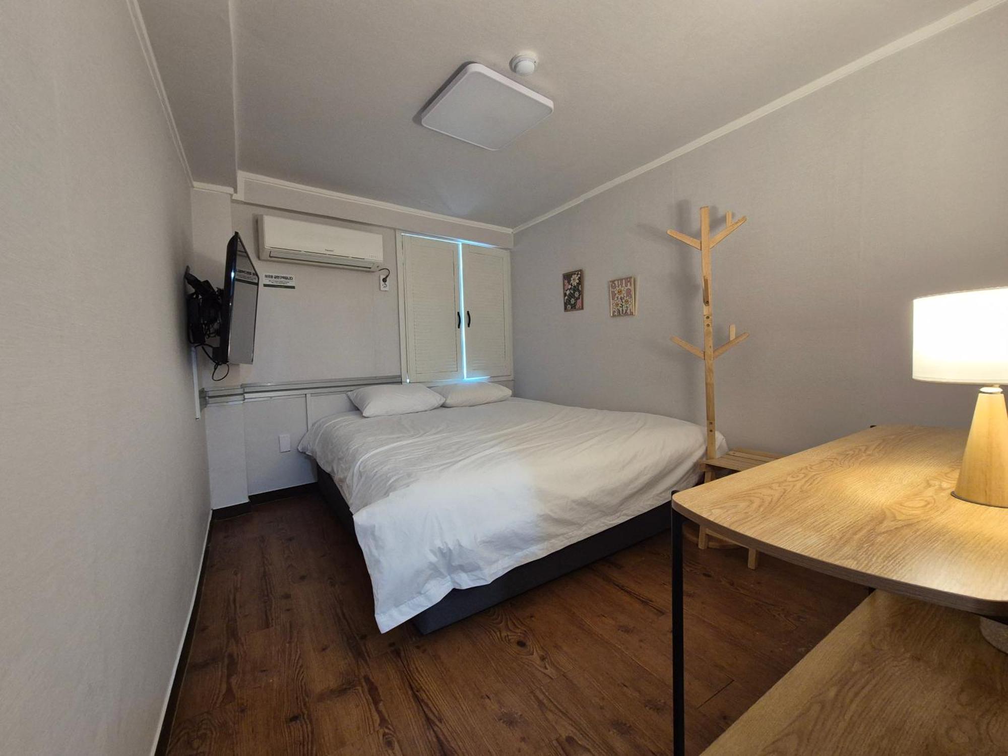 Stay Busan Seomyeon Room photo